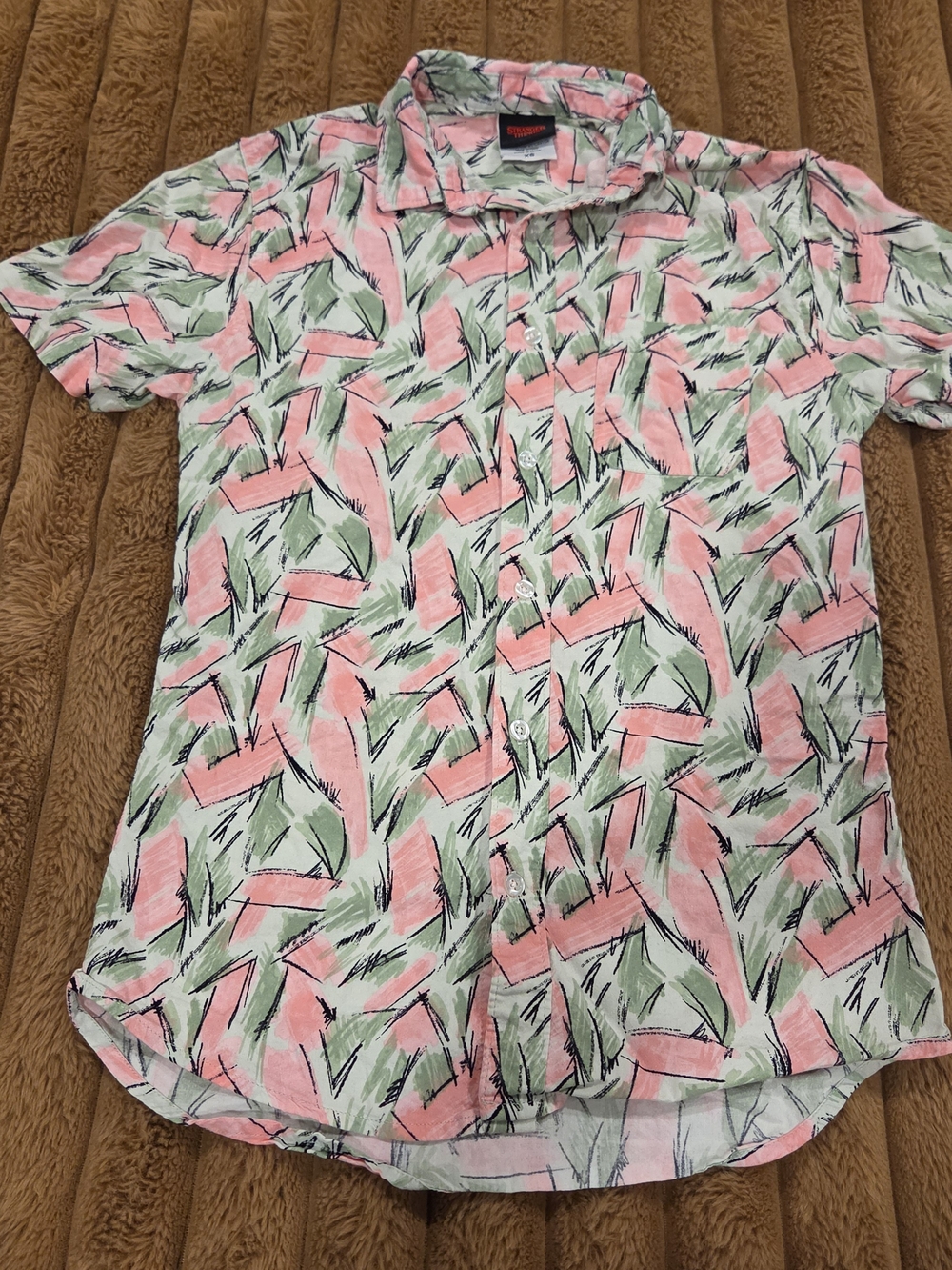 Hot Topic Stranger Things Jim Hopper Short Sleeve Button Up XS Hawaiian Netflix